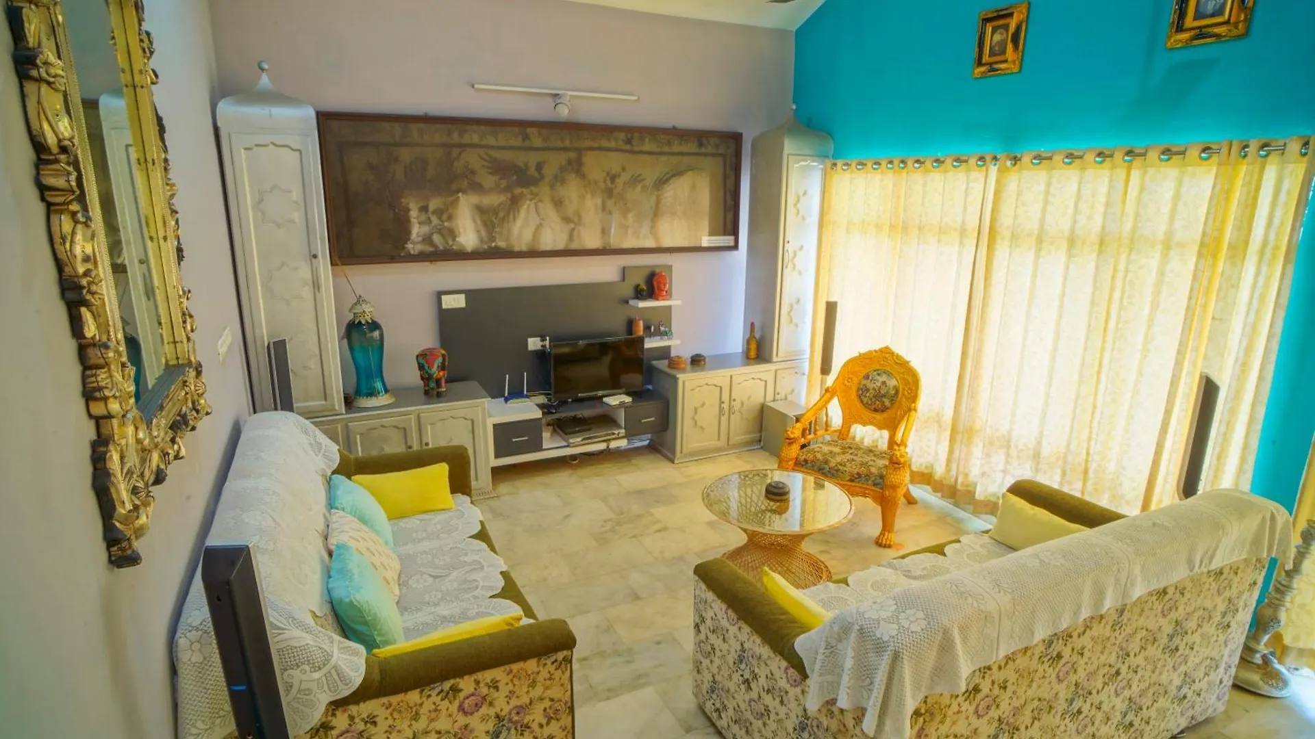 The Island House Homestay Kochi Villa